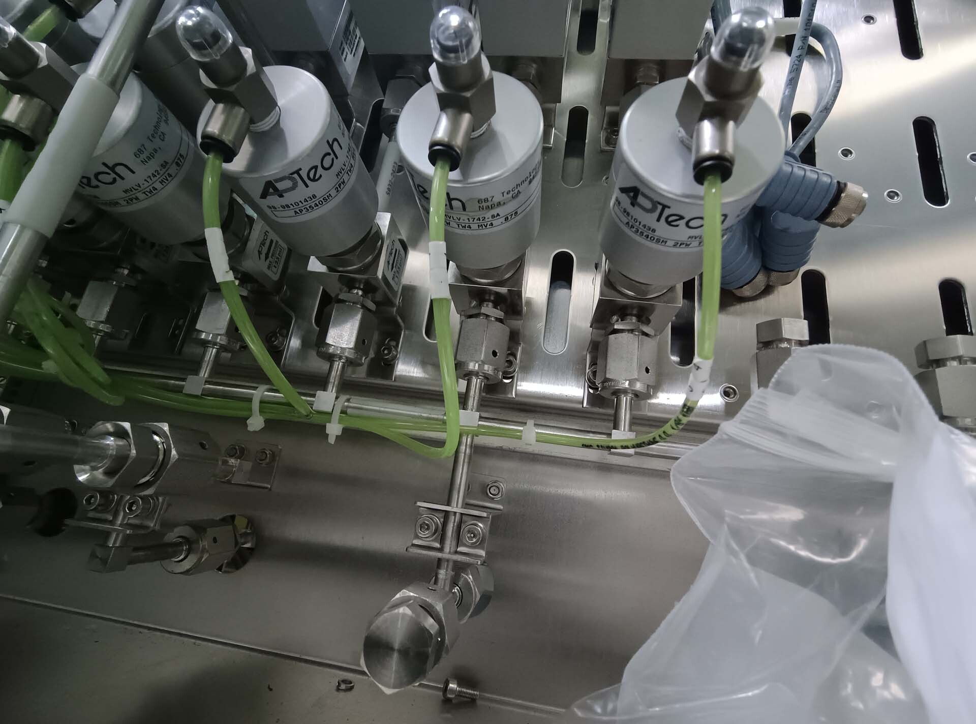 Photo Used PLASMATHERM / UNAXIS Versaline For Sale
