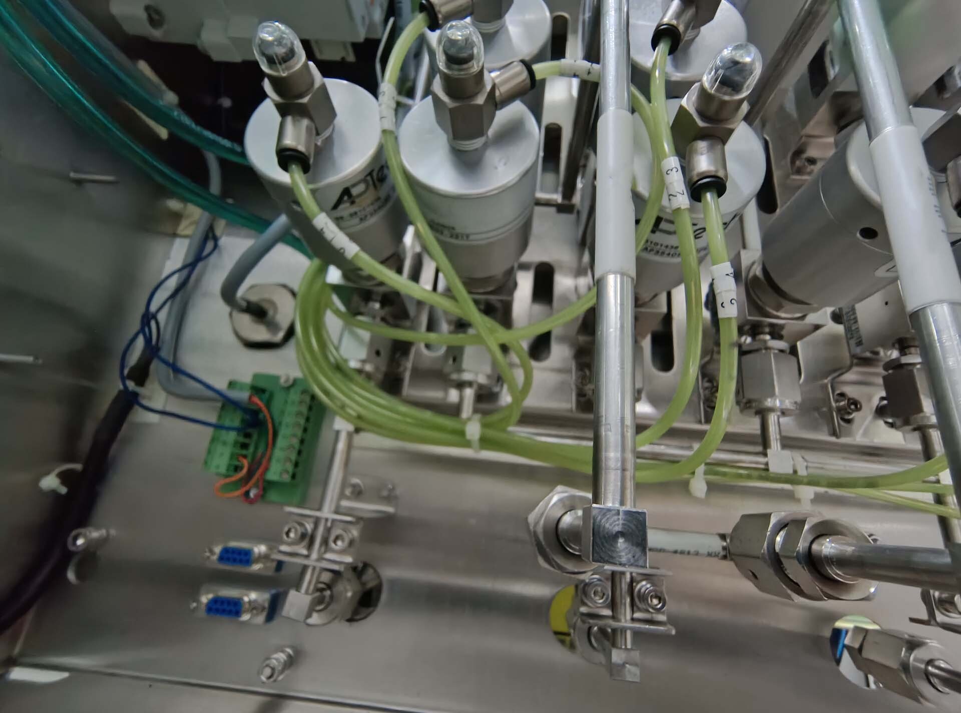 Photo Used PLASMATHERM / UNAXIS Versaline For Sale