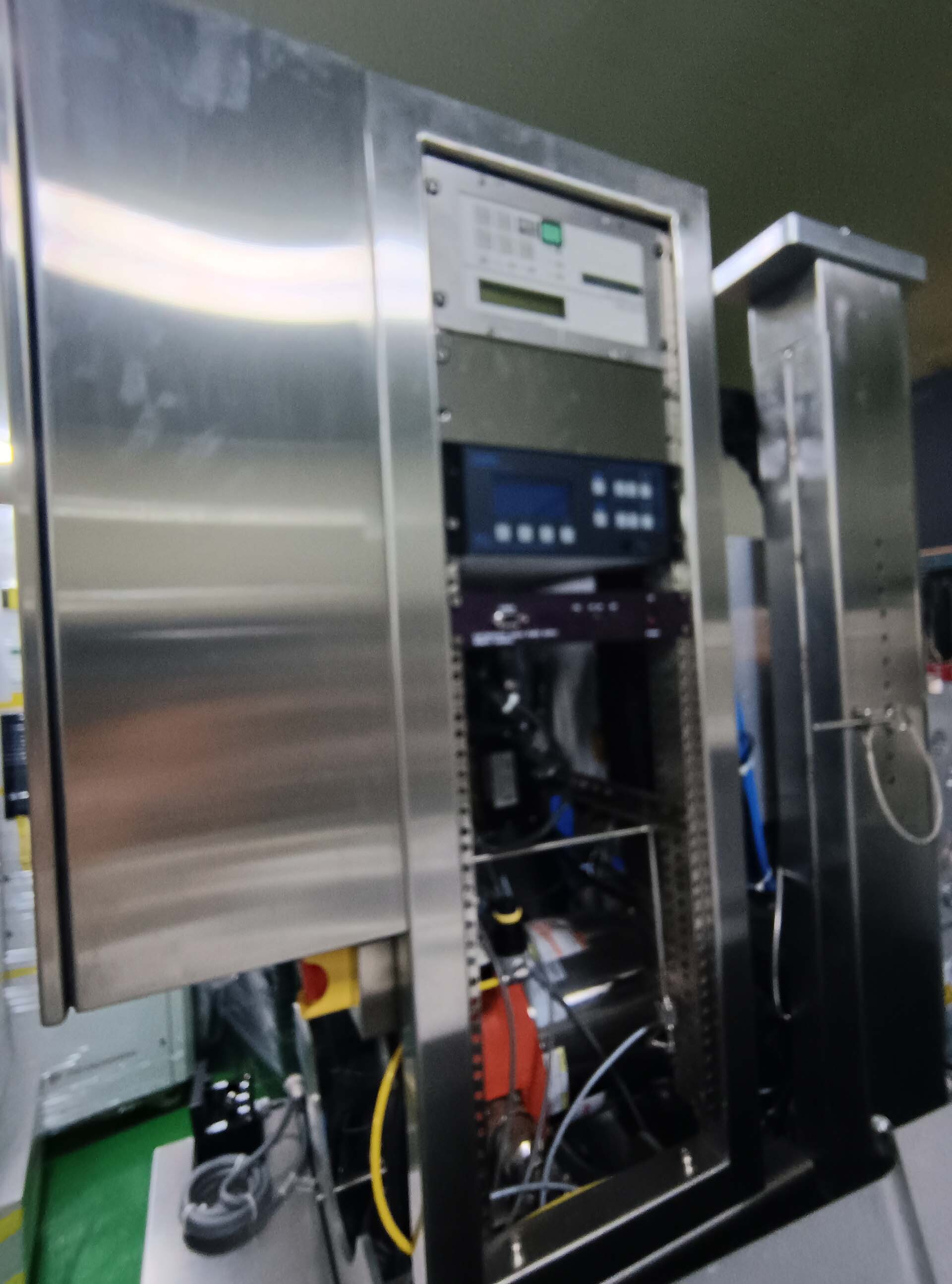 Photo Used PLASMATHERM / UNAXIS Versaline For Sale