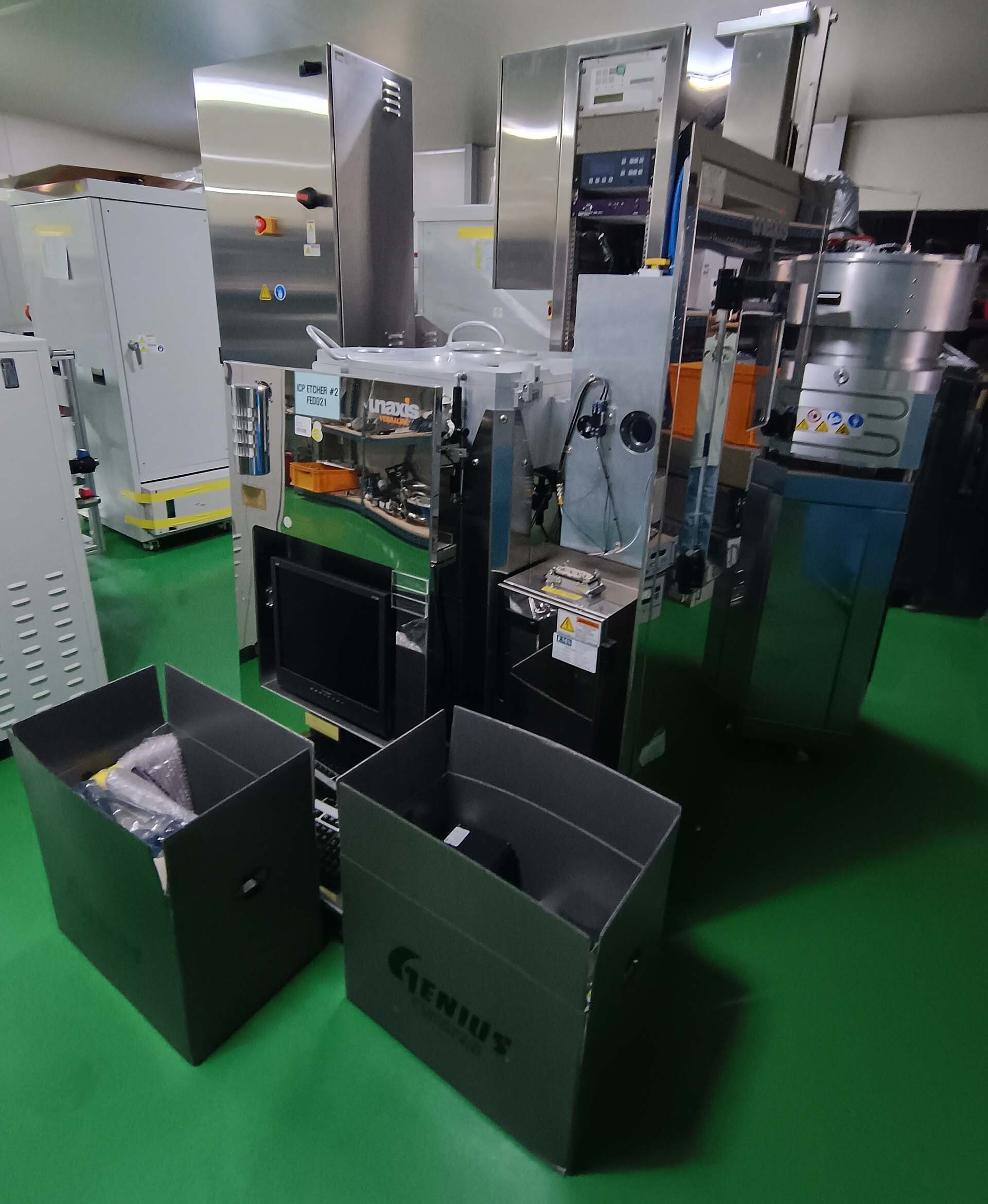 Photo Used PLASMATHERM / UNAXIS Versaline For Sale