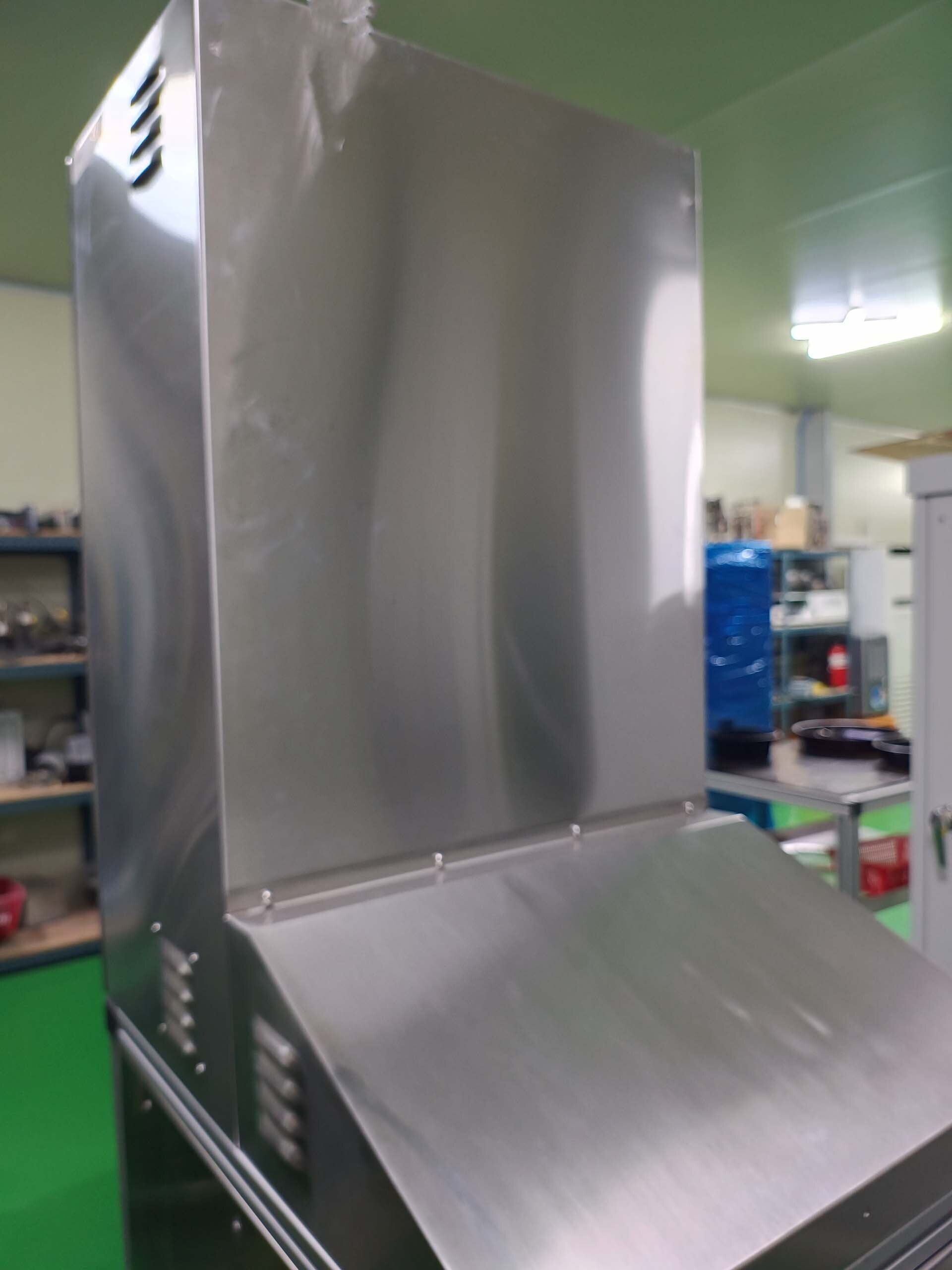 Photo Used PLASMATHERM / UNAXIS Versaline For Sale