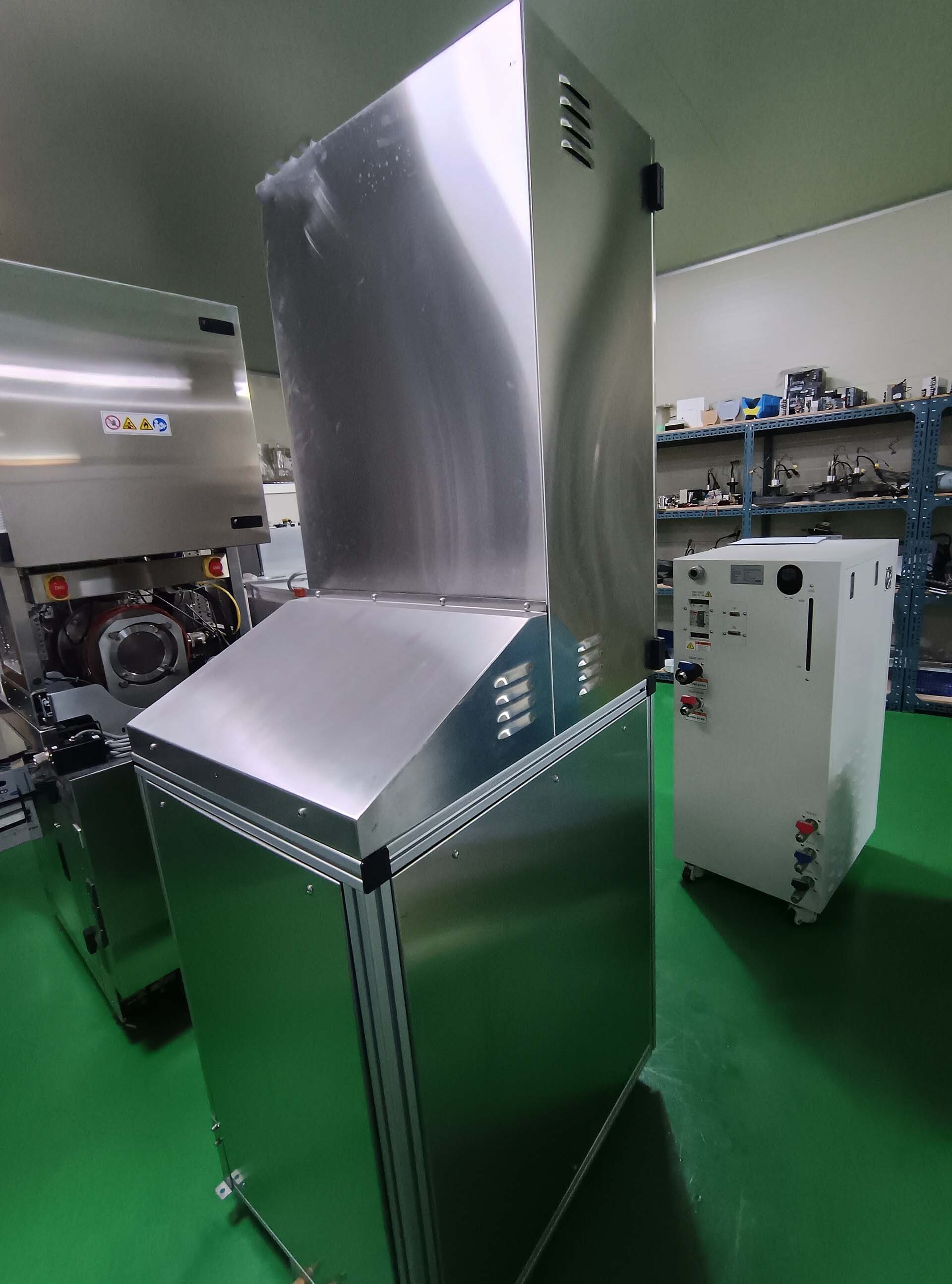 Photo Used PLASMATHERM / UNAXIS Versaline For Sale