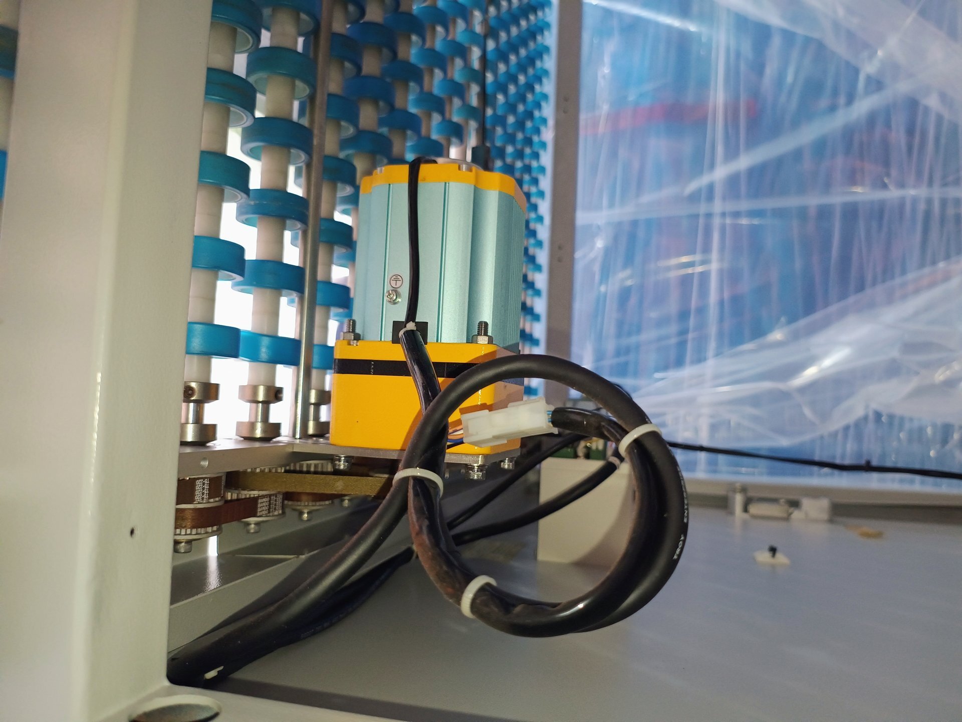 フォト（写真） 使用される PLURITEC X-Measuring conveyor 販売のために