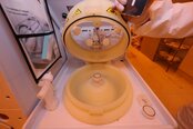 Photo Used POLOS Spin coater For Sale
