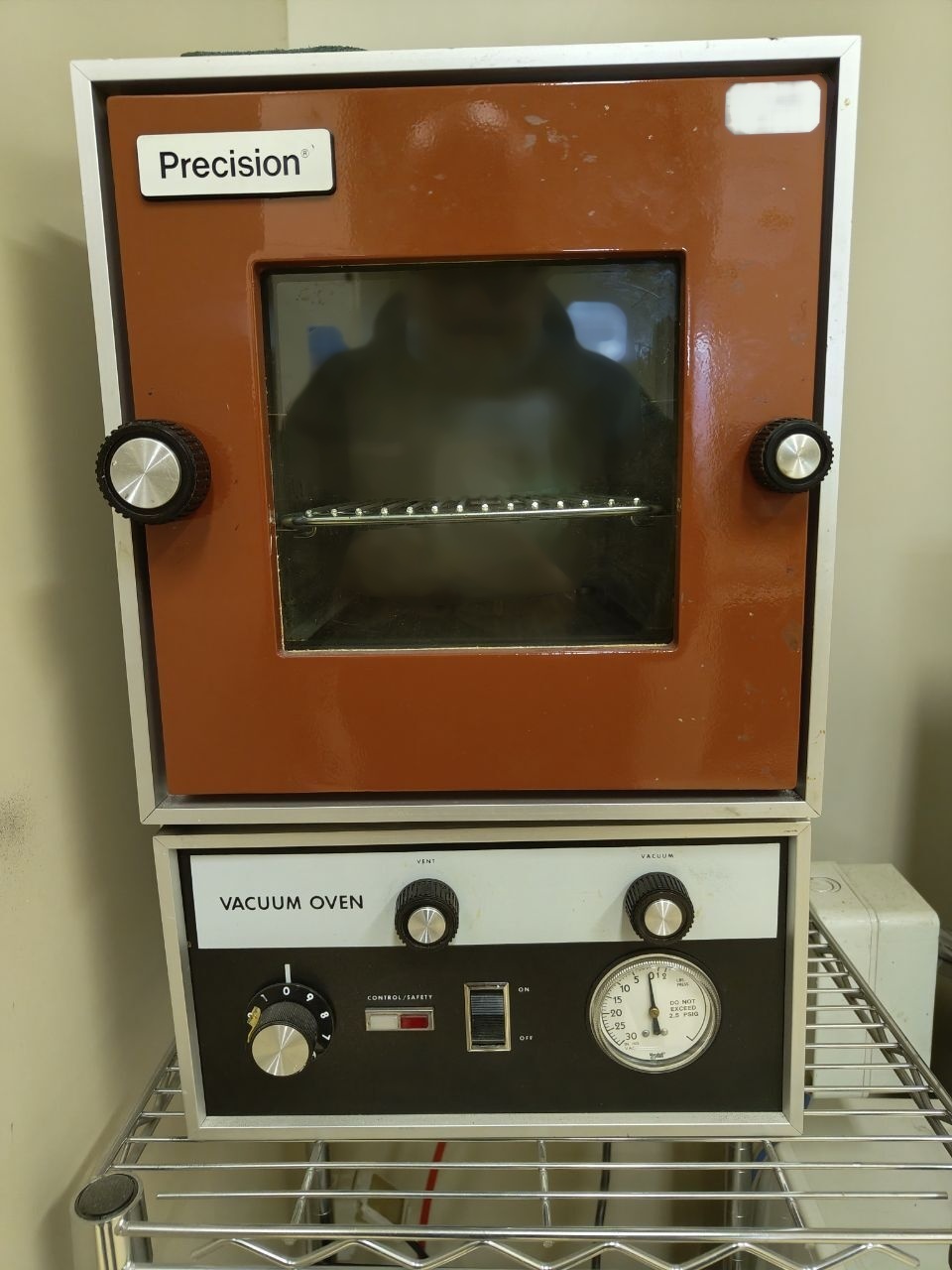 Foto Verwendet PRECISION Vacuum oven Zum Verkauf