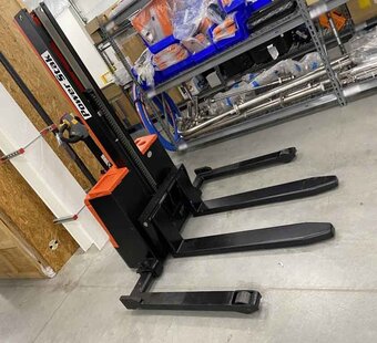 PRESTO LIFTS PowerStak #293774770