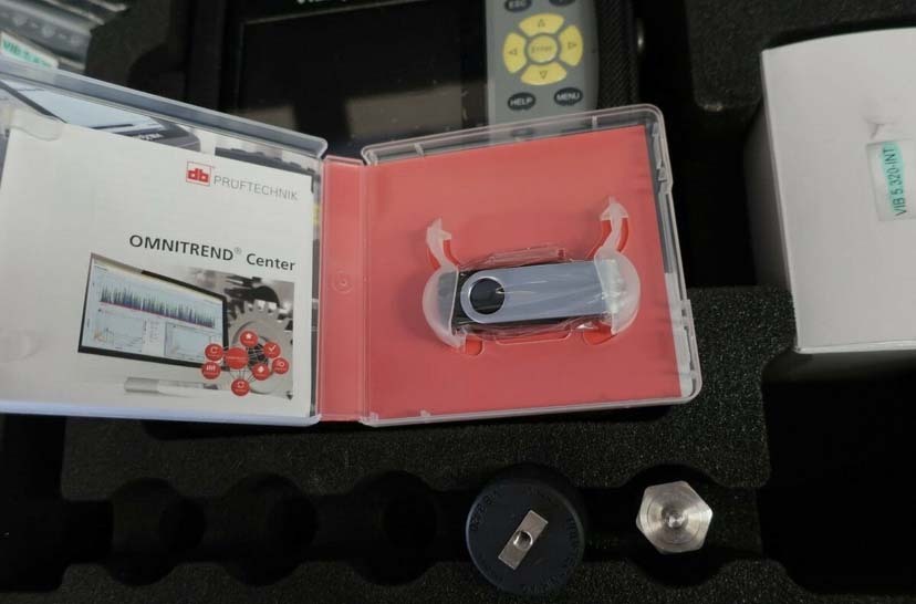 フォト（写真） 使用される PRUFTECHNIK VibXpert II 販売のために