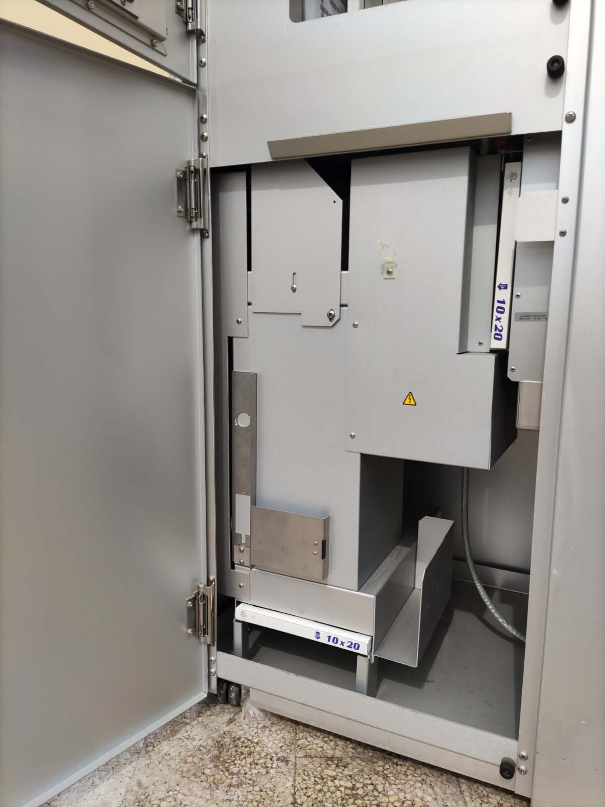 Photo Used Q-LAB Q-Sun B02S For Sale