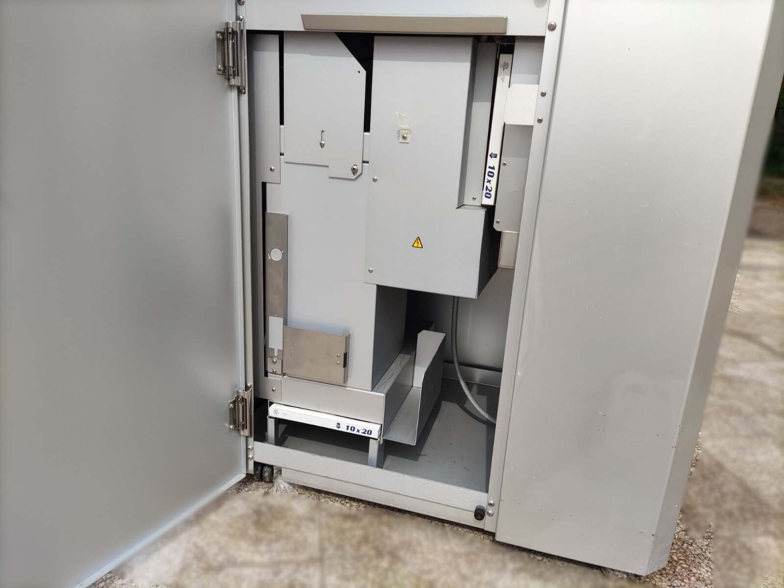 Photo Used Q-LAB Q-Sun B02S For Sale