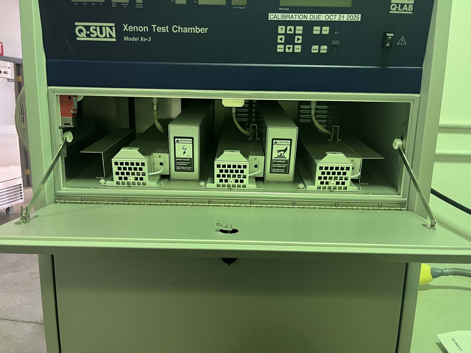 图为 已使用的 Q-LAB Q-Sun XE-3-H 待售