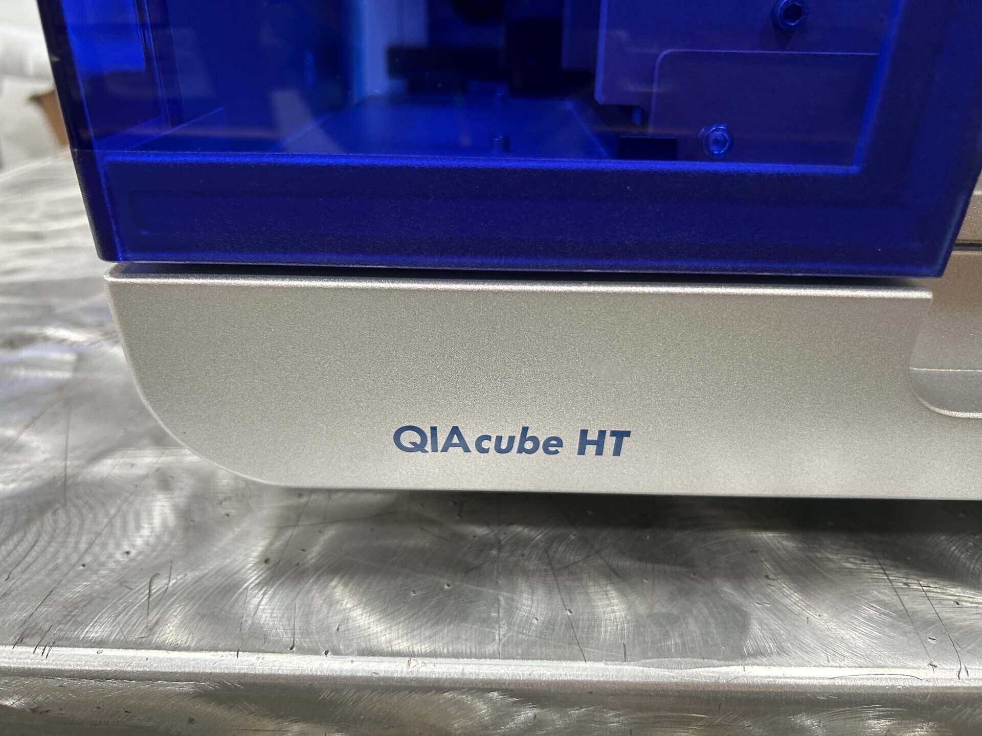 Photo Used QIAGEN QIAcube HT For Sale