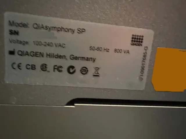 Foto Verwendet QIAGEN QiaSymphony SP Zum Verkauf