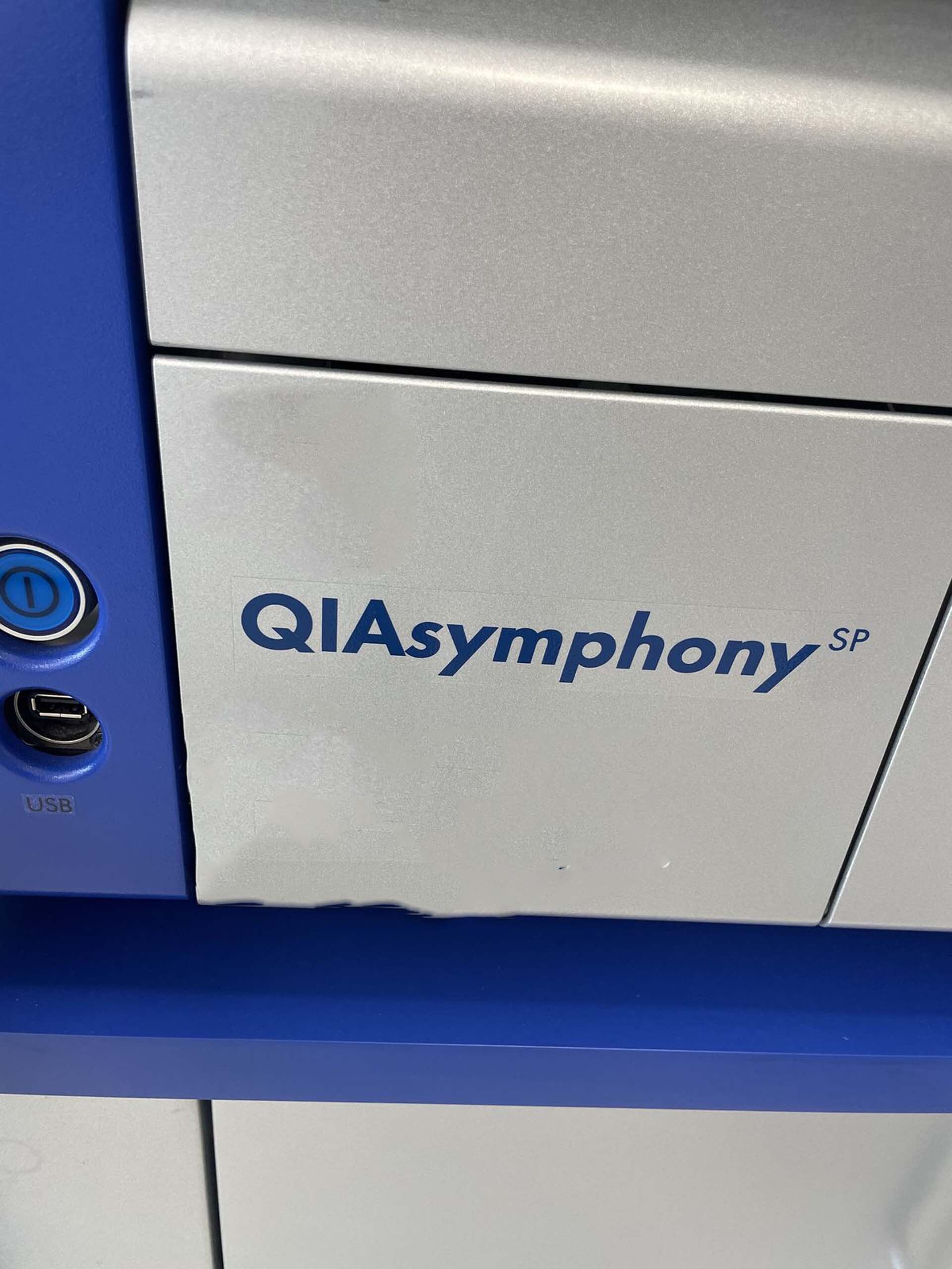 Photo Used QIAGEN QIASymphony For Sale