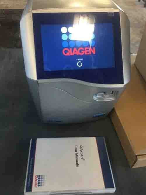 사진 사용됨 QIAGEN QIAxpert 판매용