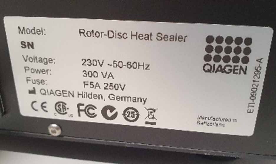 Photo Utilisé QIAGEN Rotor-Disc À vendre