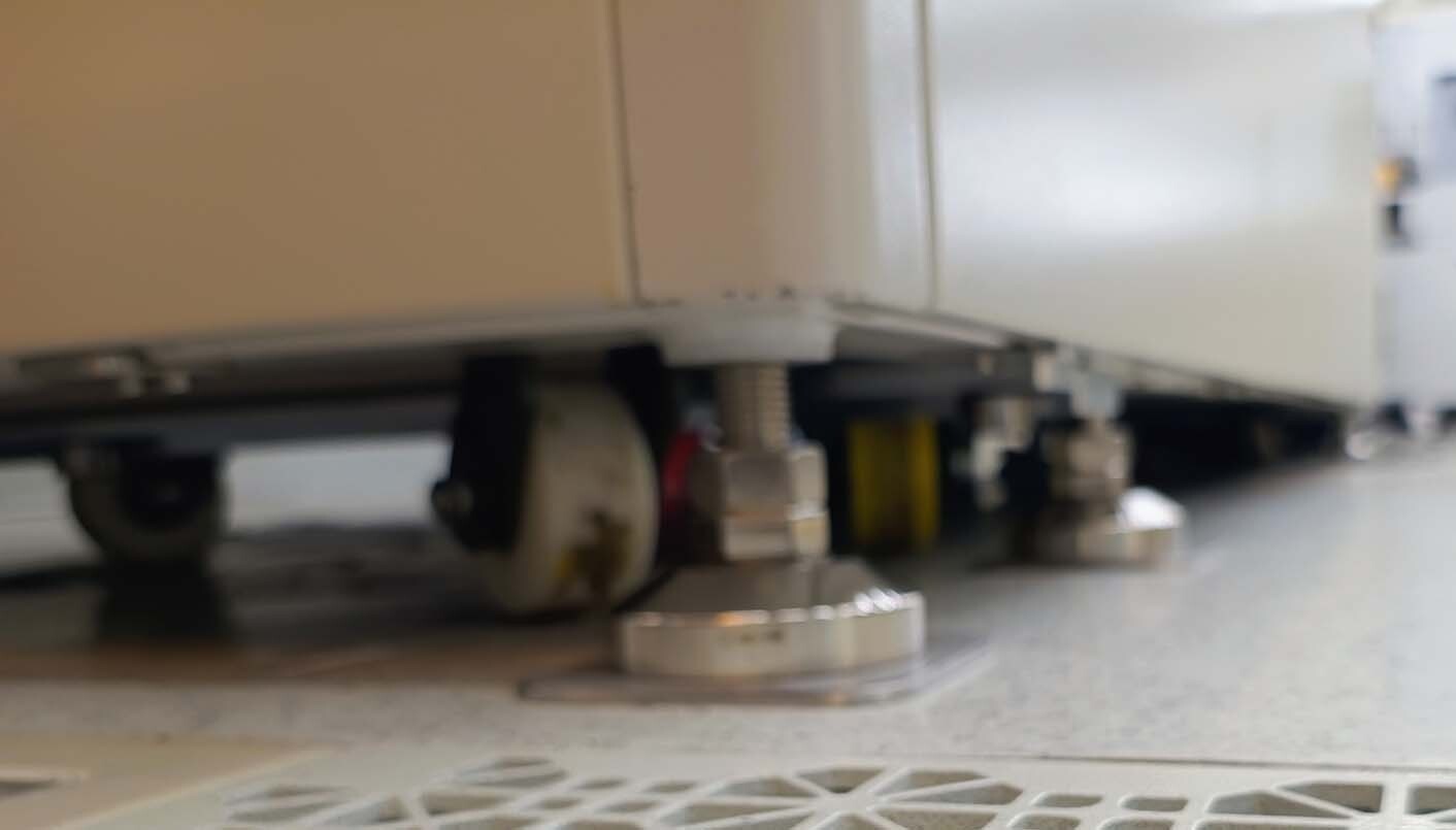 Photo Used QMC ELMS-1000 For Sale