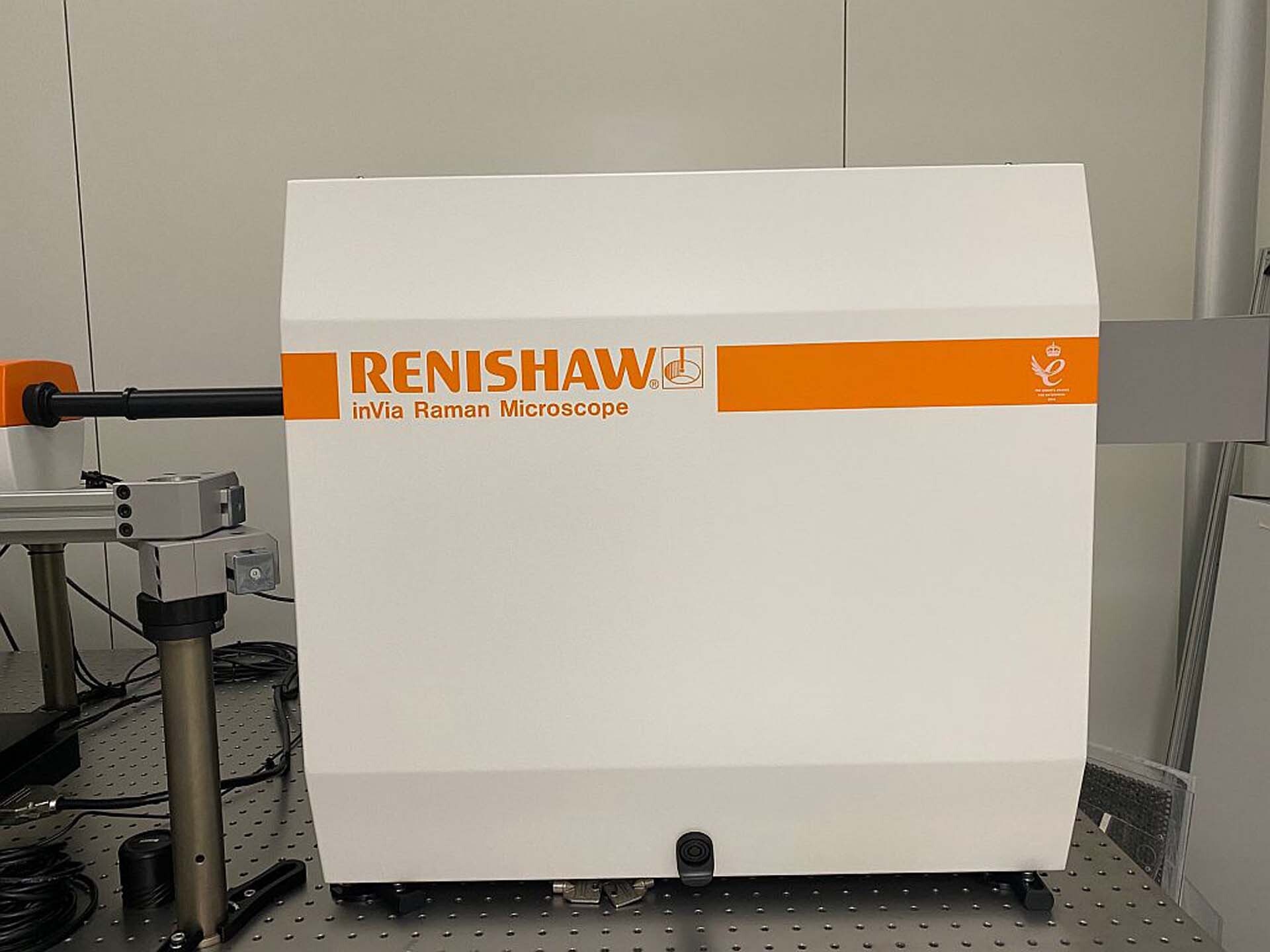 Photo Used RENISHAW inVia Raman For Sale