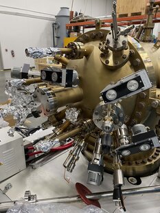 Photo Used Molecular Beam Epitaxy for sale