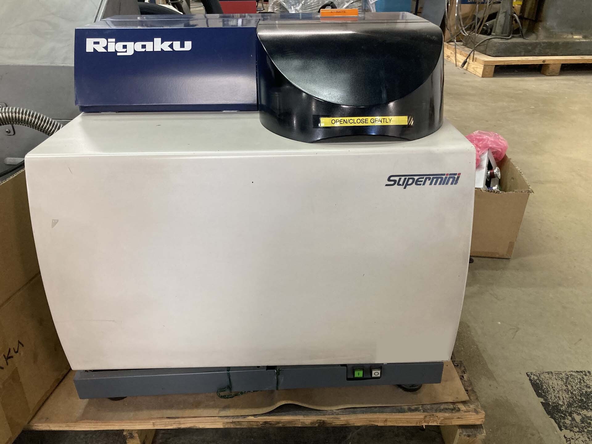 圖為 已使用的 RIGAKU Supermini 待售