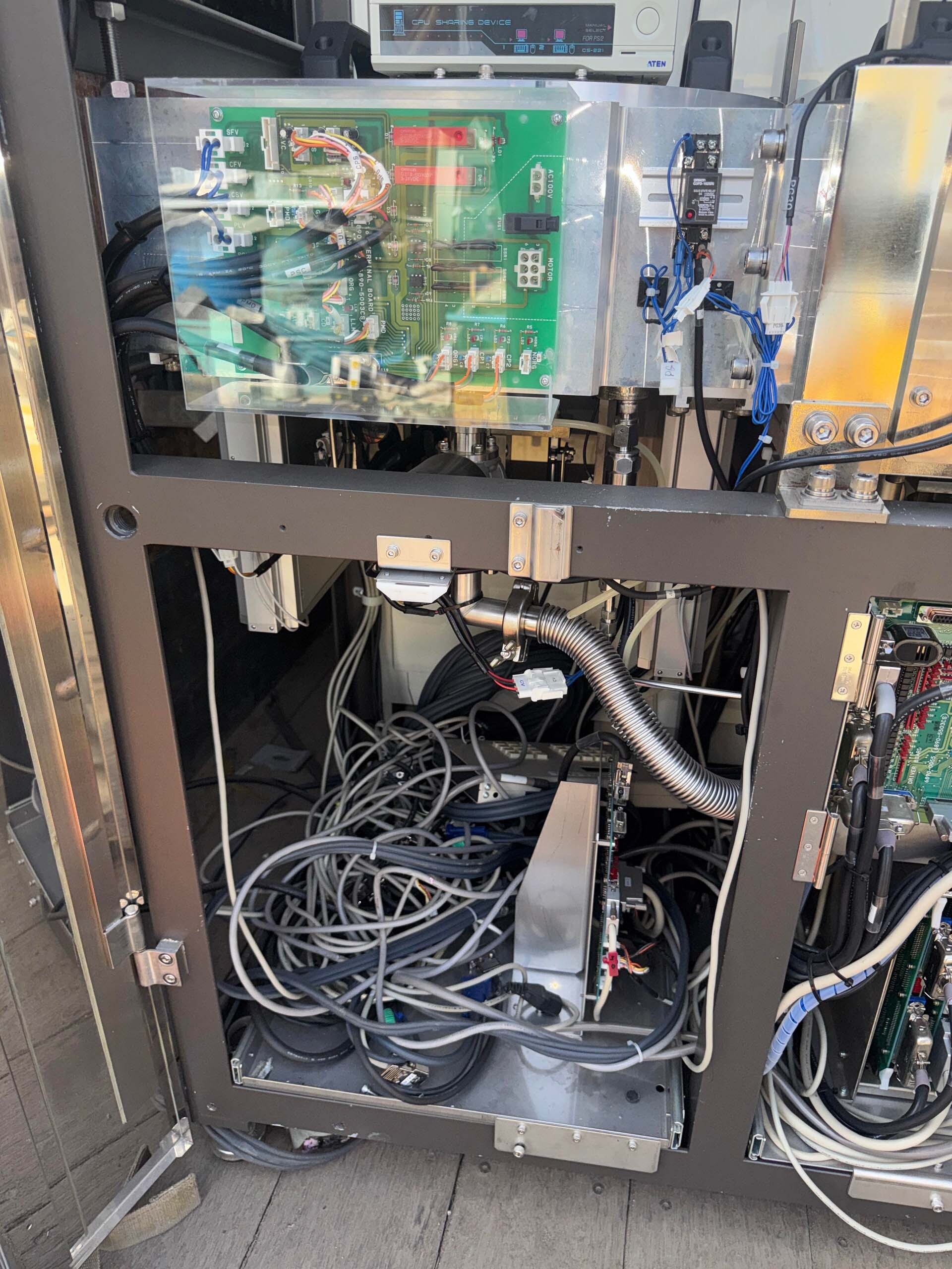 사진 사용됨 RIGAKU TXRF V300 판매용
