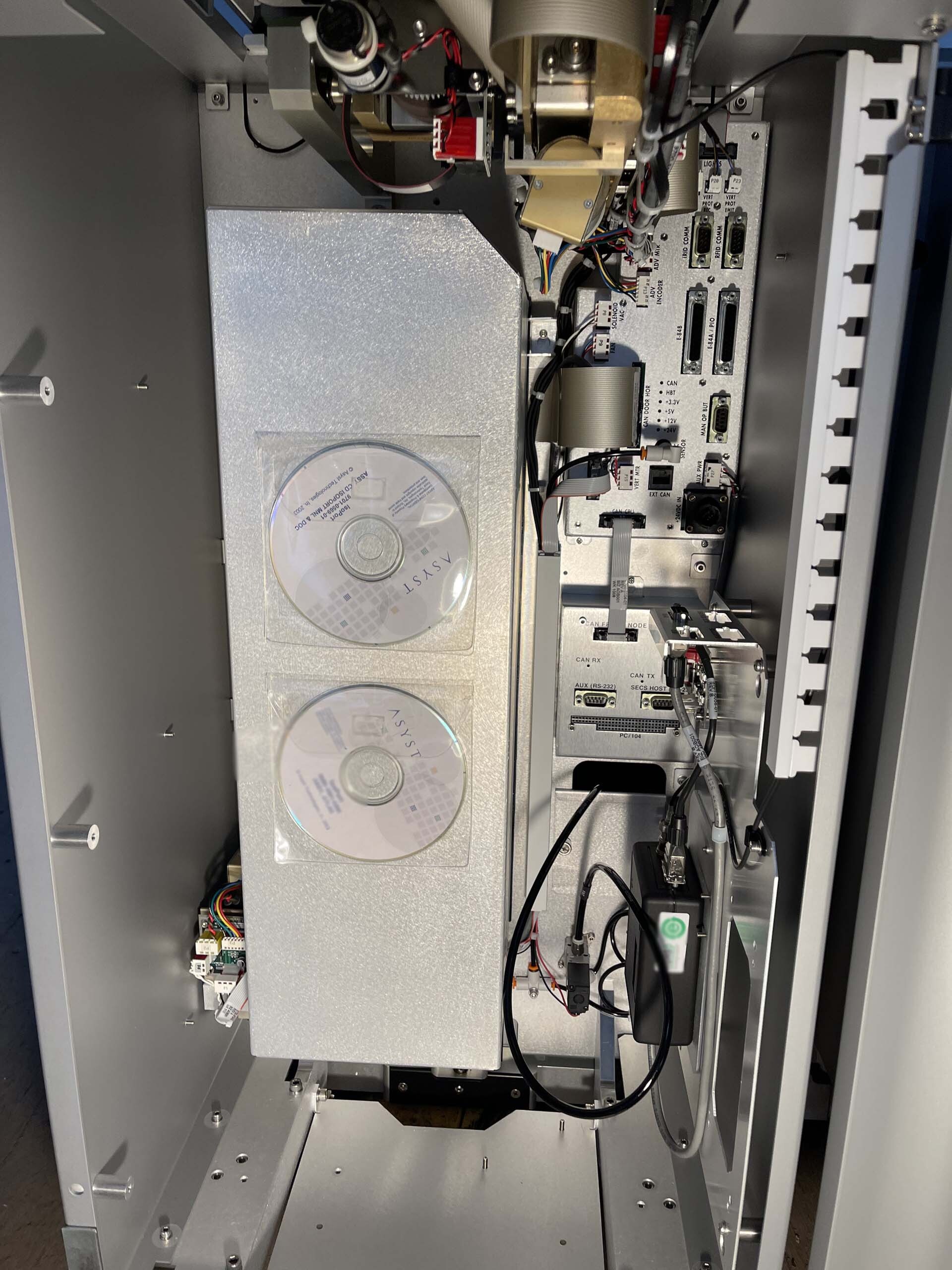 圖為 已使用的 RIGAKU TXRF V300 待售