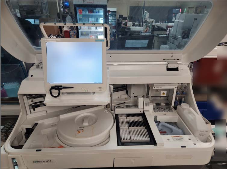 Photo Used ROCHE Cobas E411 For Sale