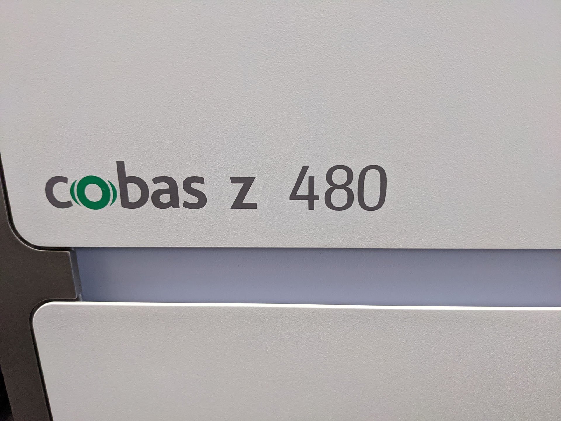 Photo Used ROCHE Cobas Z 480 For Sale