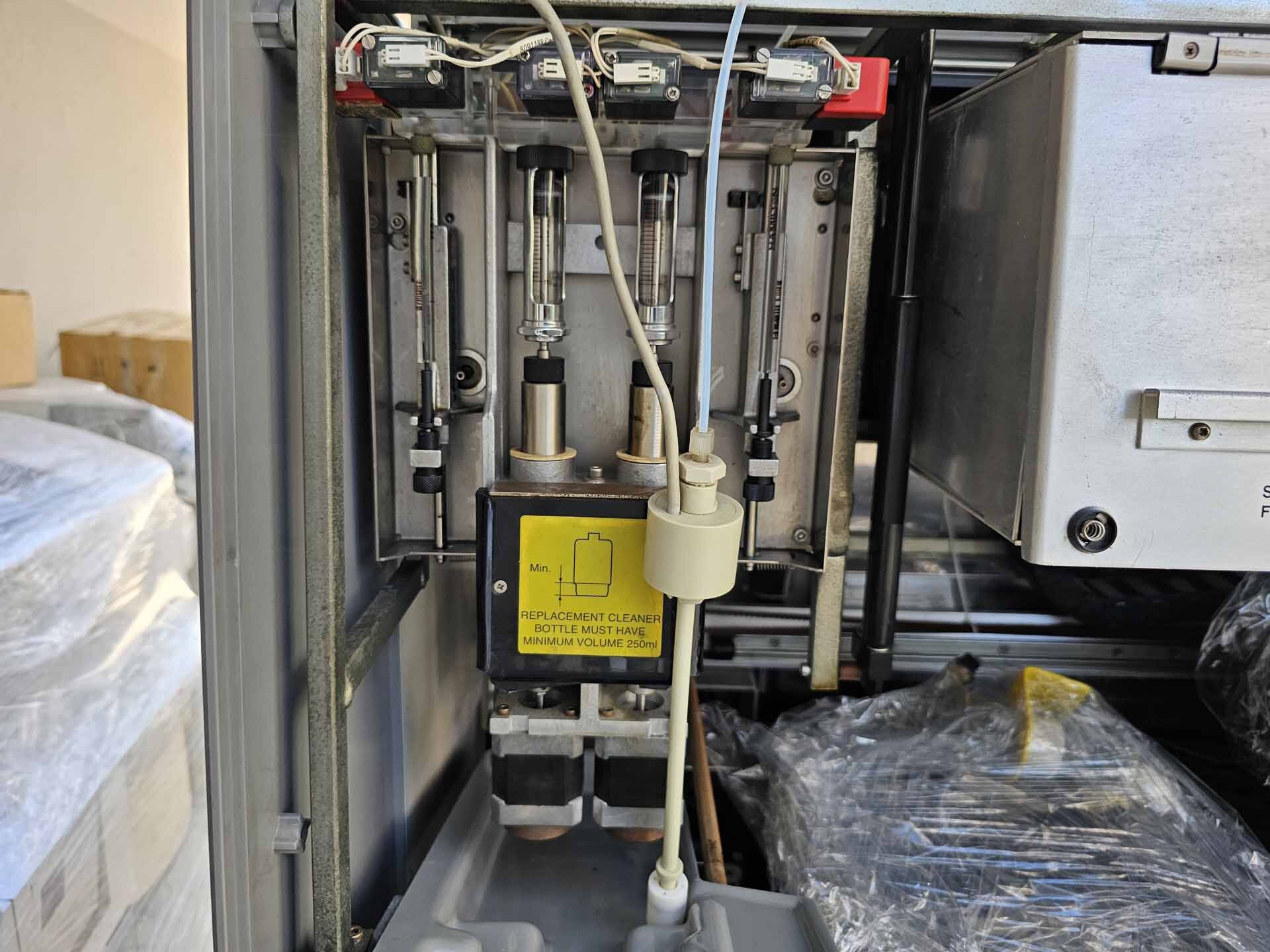 图为 已使用的 ROCHE Integra 400 Plus 待售
