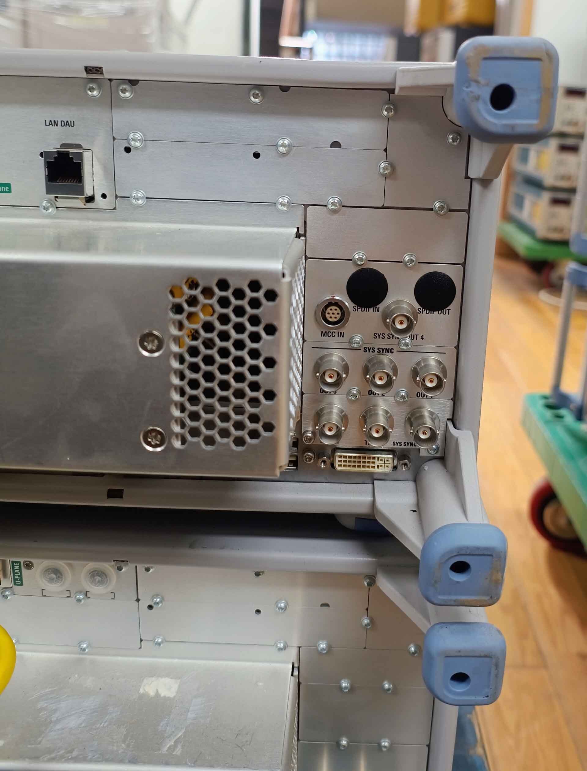 Photo Used ROHDE & SCHWARZ CMW 500 For Sale