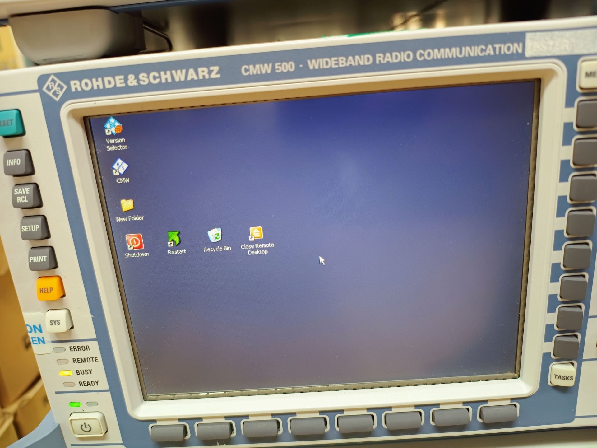 Photo Used ROHDE & SCHWARZ CMW 500 For Sale