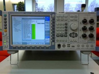 Photo Used ROHDE & SCHWARZ CMW 500 For Sale