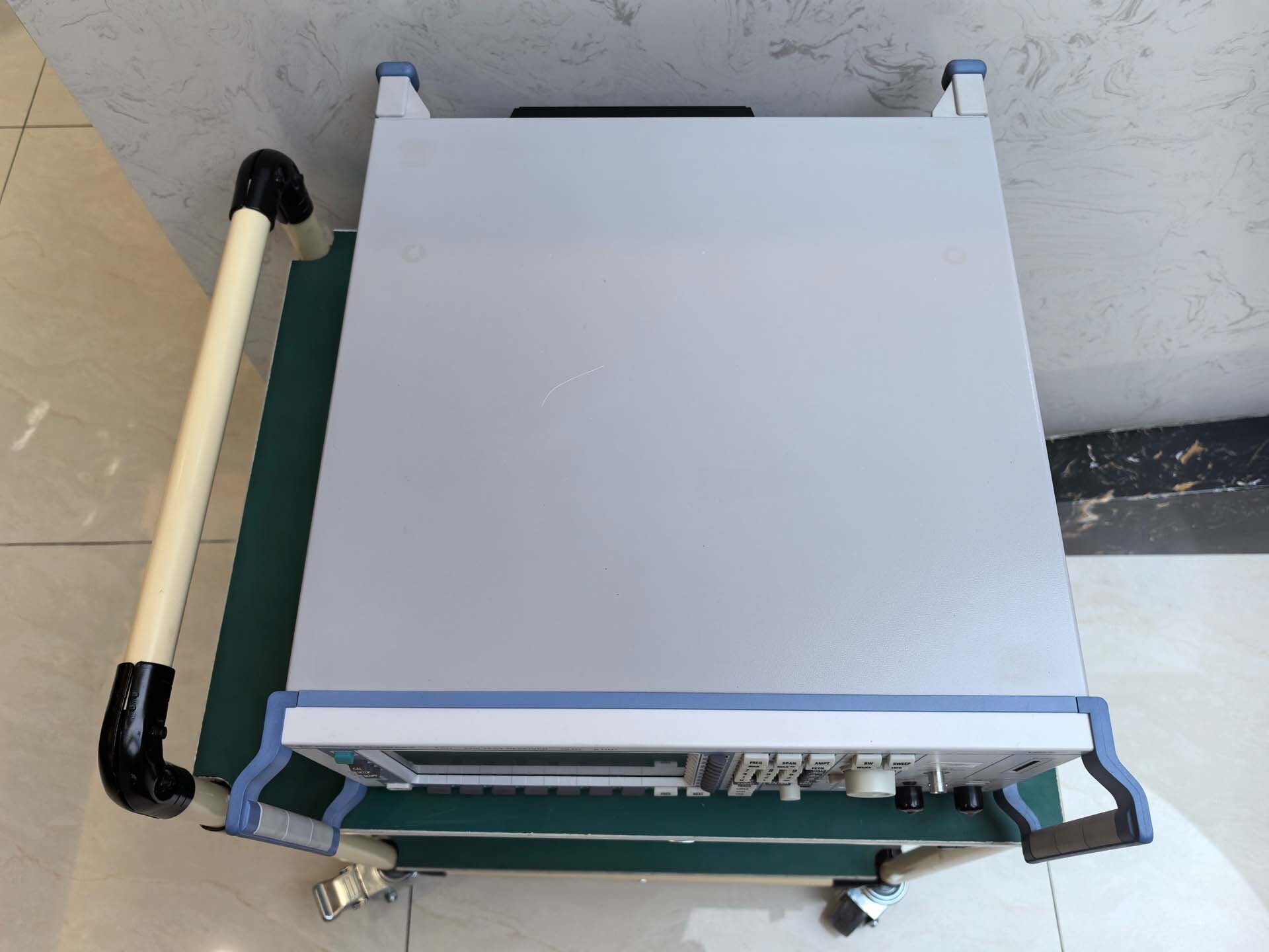 图为 已使用的 ROHDE & SCHWARZ ESU8 待售
