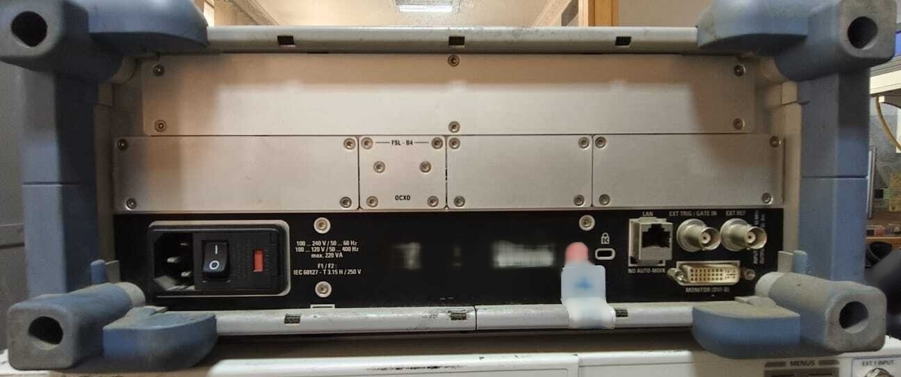 사진 사용됨 ROHDE & SCHWARZ FSL 판매용