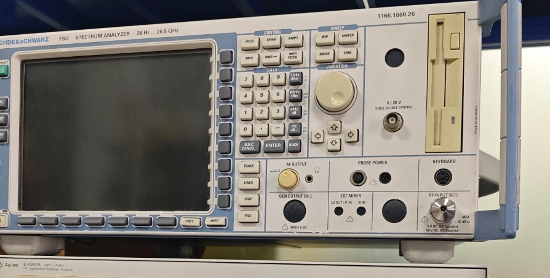 사진 사용됨 ROHDE & SCHWARZ FSU26 판매용