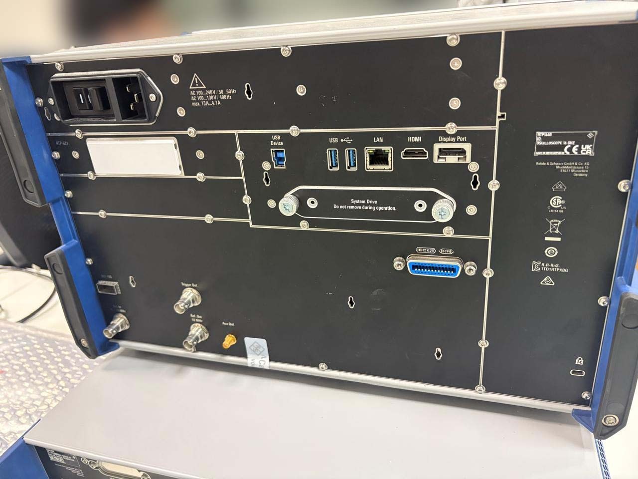 Foto Verwendet ROHDE & SCHWARZ RTP164B Zum Verkauf
