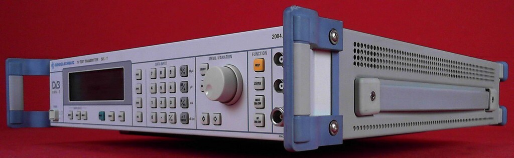 Photo Used ROHDE & SCHWARZ SFL-T For Sale