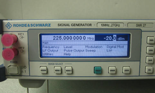 Photo Used ROHDE & SCHWARZ SMR20 For Sale