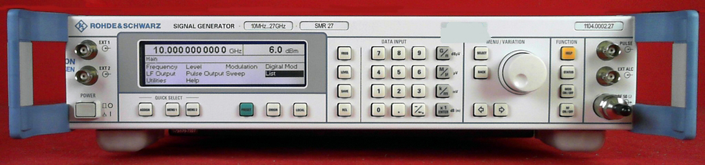 사진 사용됨 ROHDE & SCHWARZ SMR27 판매용