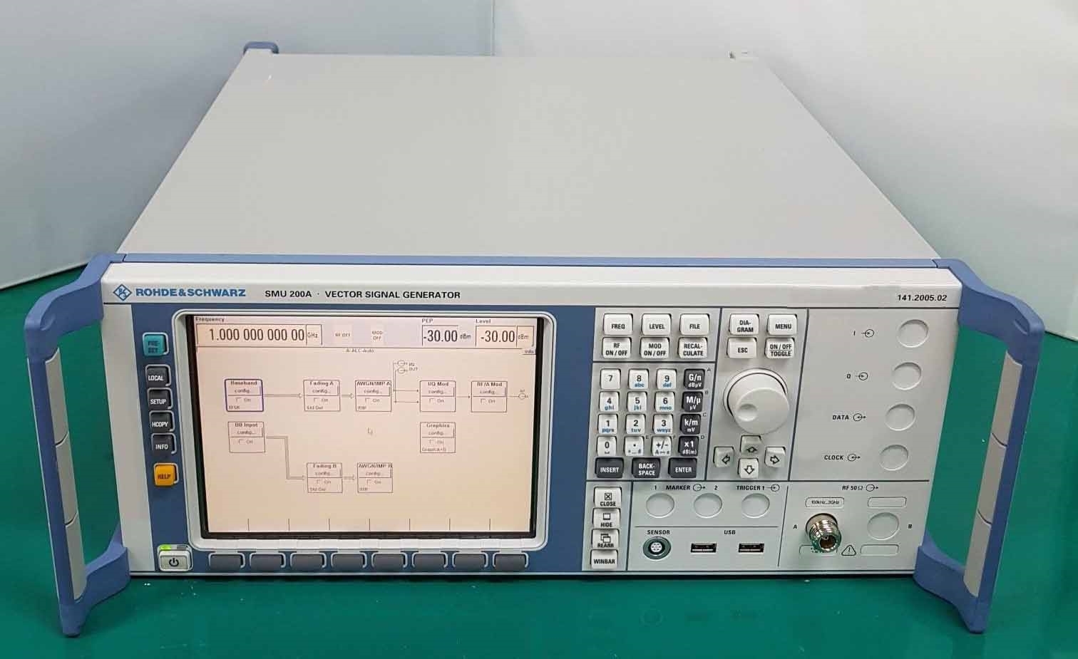 Photo Used ROHDE & SCHWARZ SMU200A For Sale