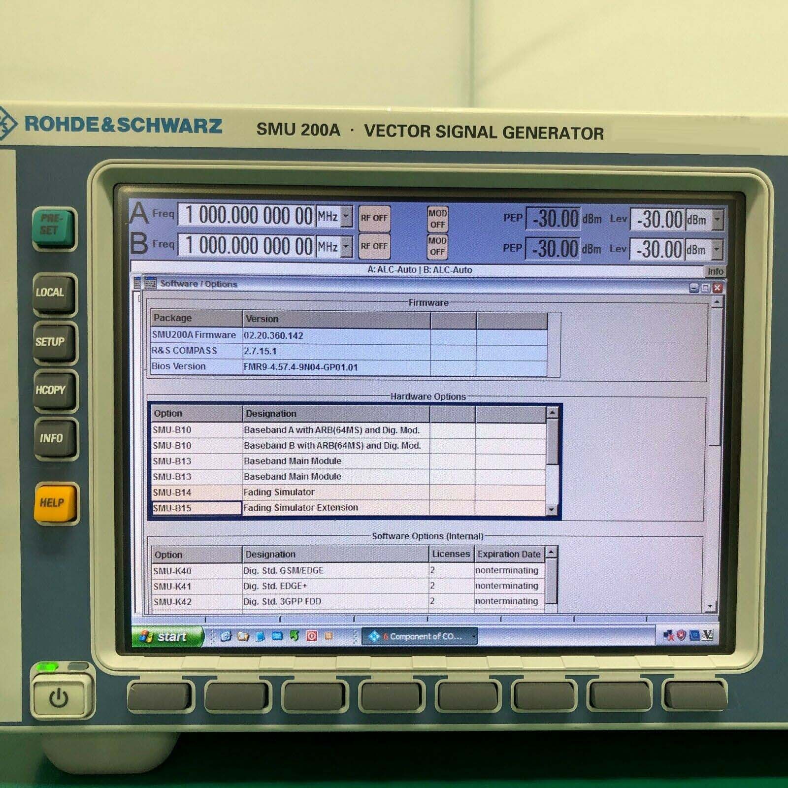 フォト（写真） 使用される ROHDE & SCHWARZ SMU200A 販売のために