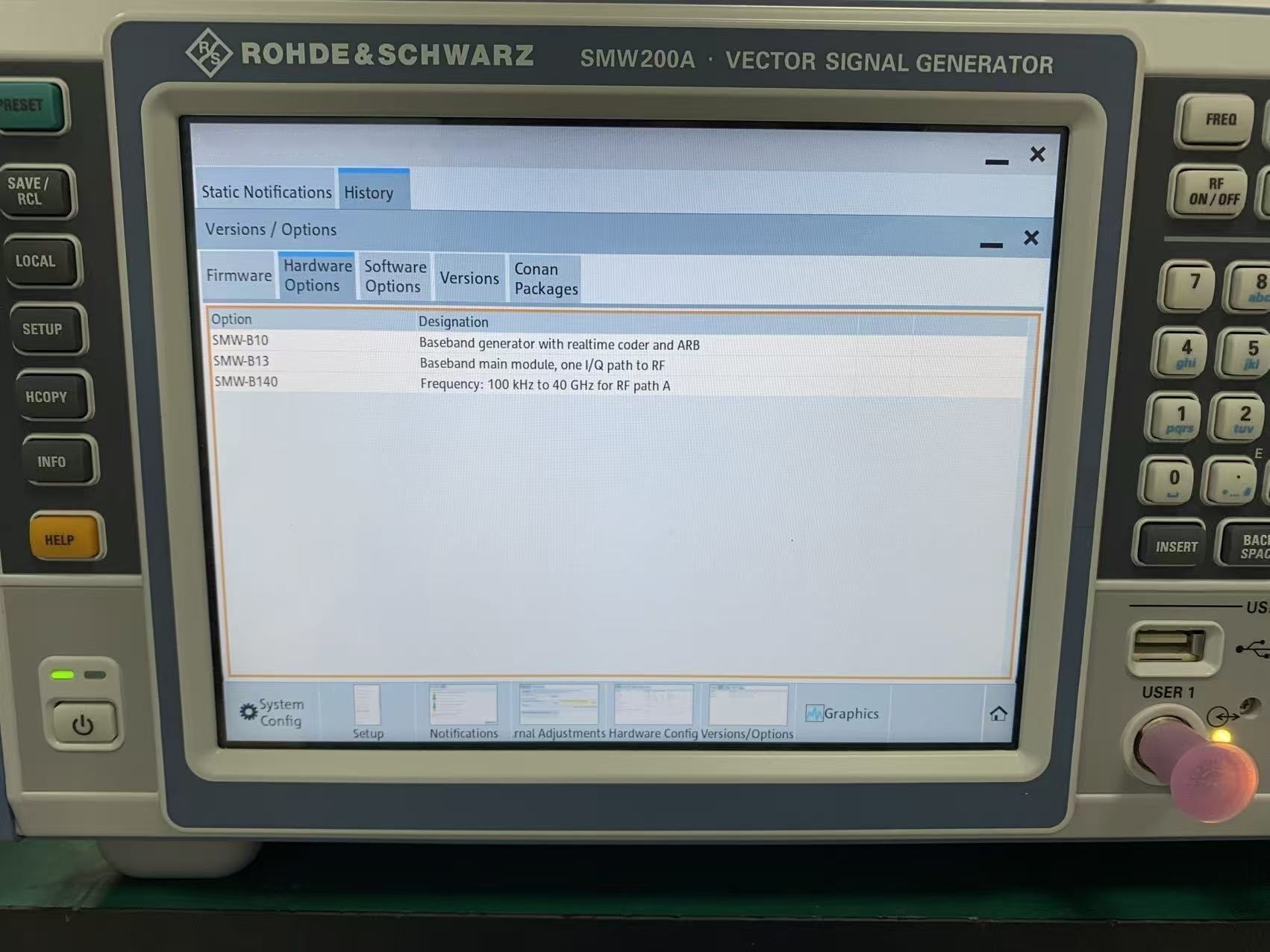 フォト（写真） 使用される ROHDE & SCHWARZ SMW200A 販売のために