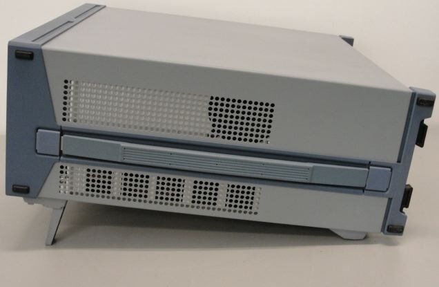 사진 사용됨 ROHDE & SCHWARZ UPL 66 판매용