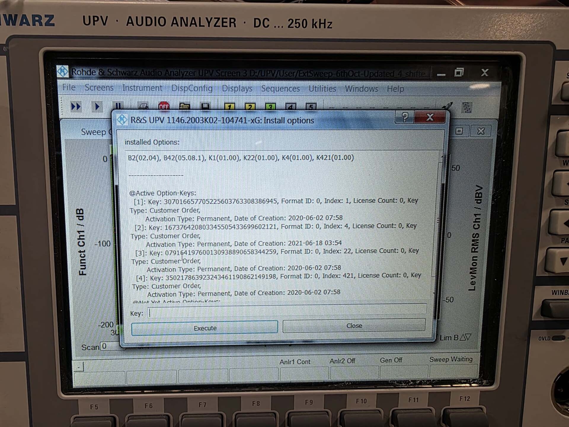 图为 已使用的 ROHDE & SCHWARZ UPV 待售