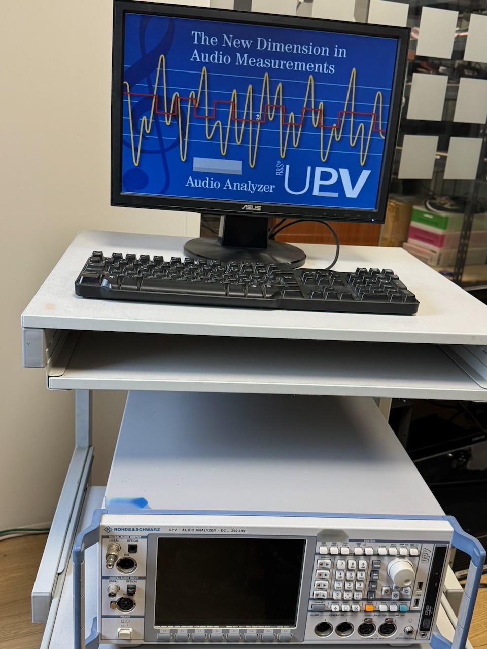 图为 已使用的 ROHDE & SCHWARZ UPV 待售
