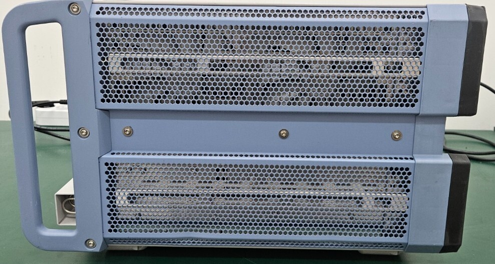Photo Utilisé ROHDE & SCHWARZ ZNA43 À vendre