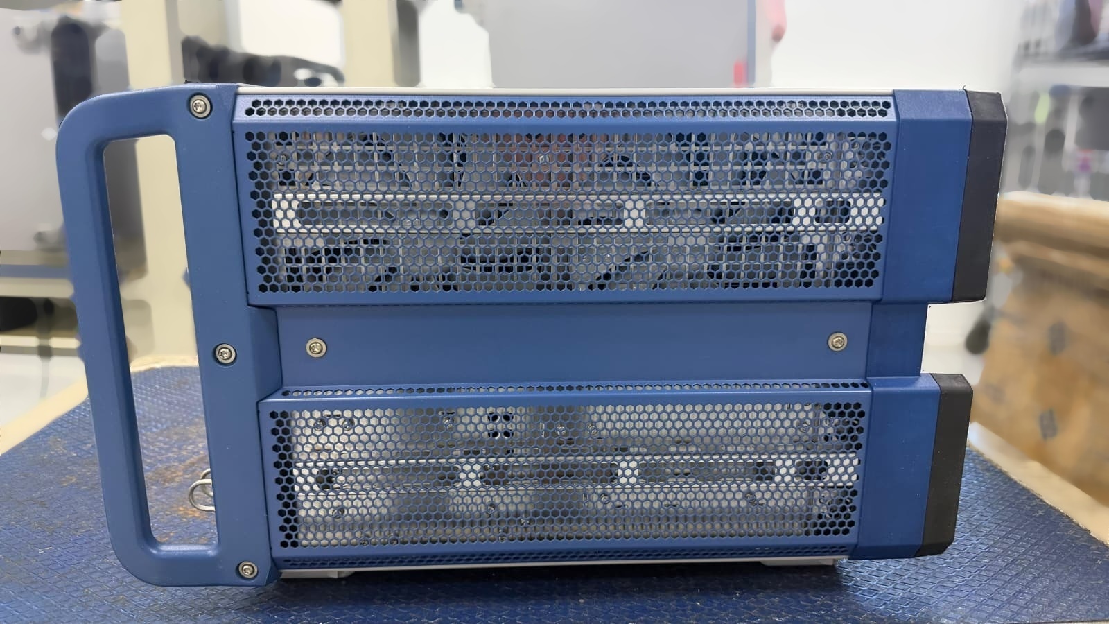 Photo Utilisé ROHDE & SCHWARZ ZNA43 À vendre