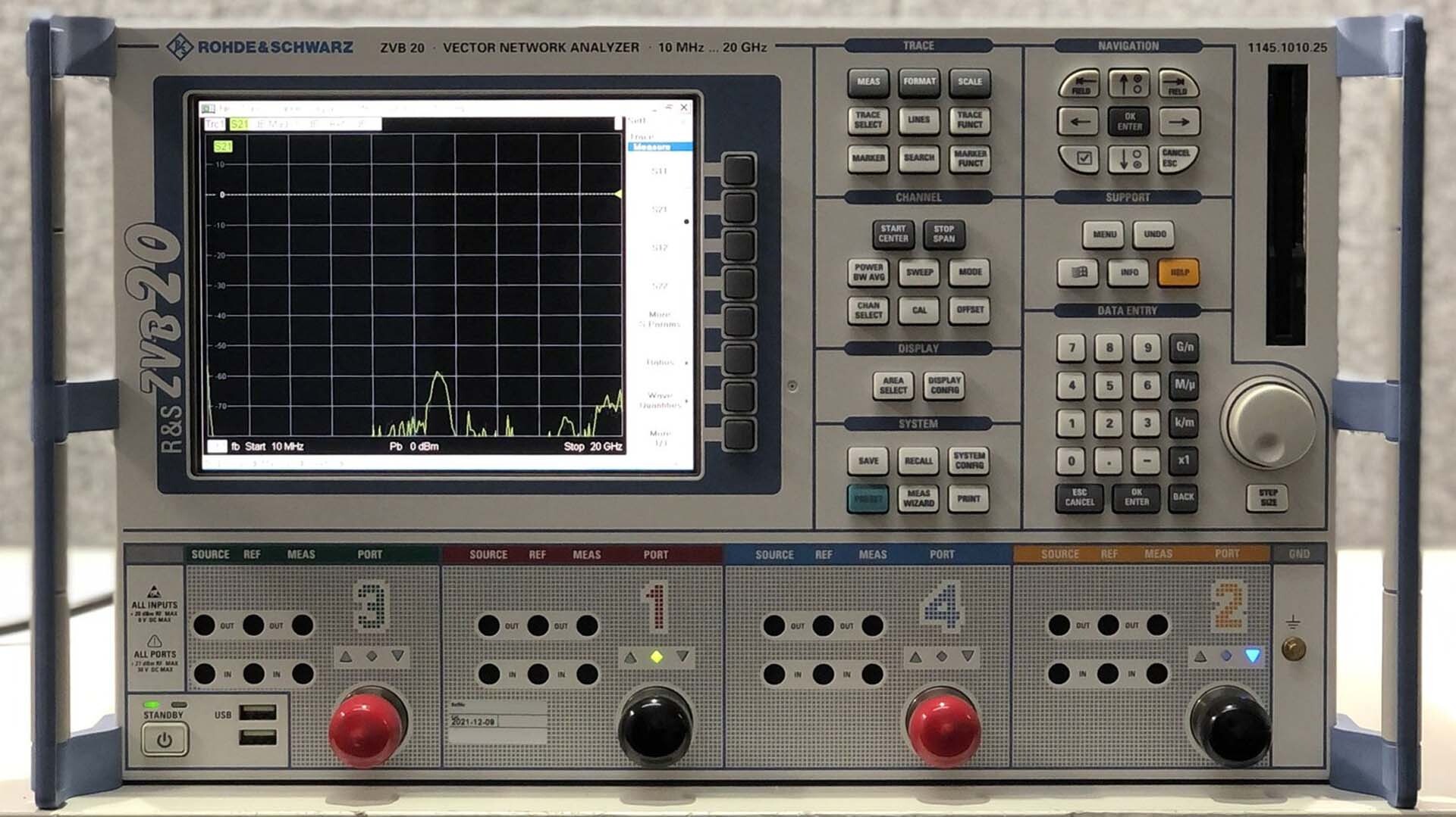 Photo Used ROHDE & SCHWARZ ZVB20 For Sale