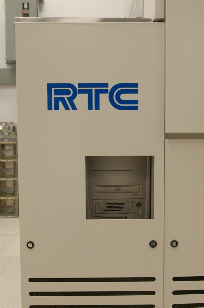 Photo Used RTC / RADIANT TECHNOLOGY 04-303 For Sale