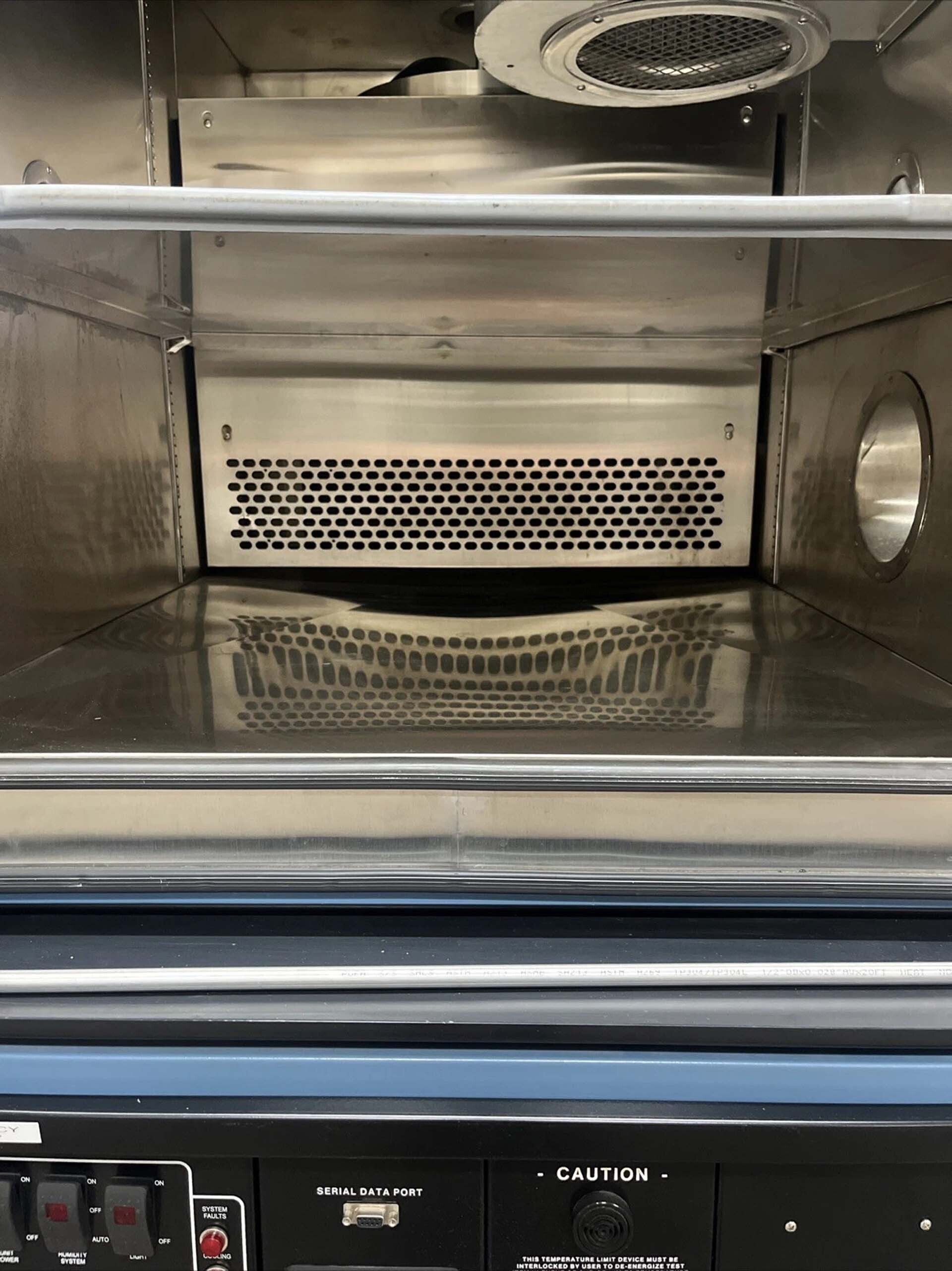 Photo Used RUSSELLS TECHNICAL PRODUCTS GD-16-5-AC-PCU For Sale