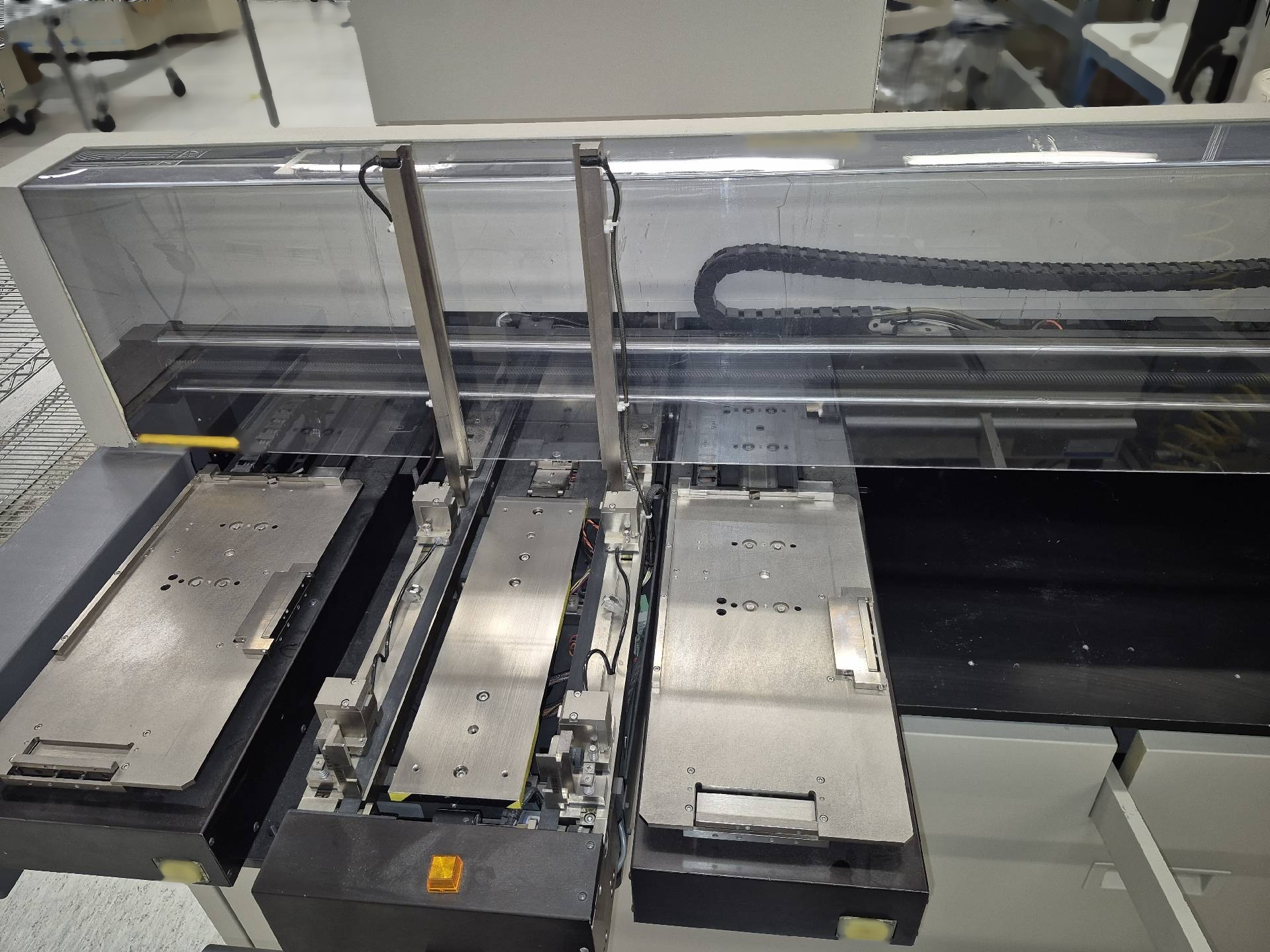 Photo Used RVSI / VANGUARD LS 3900DB For Sale